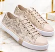 Converse za Ngozi Zenye Mng'aro - Mpya Kabisa - 3
