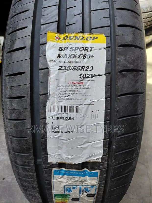 235/55R20 Dunlop SP Sport Maxx 060+ Tires - 1