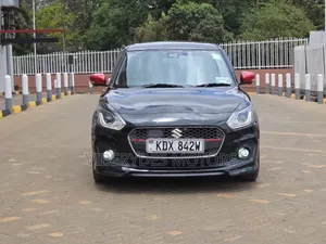 Suzuki Swift RS Hybrid 2019 Nyeusi
