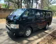 Toyota HiAce Commuter 2012 - 4