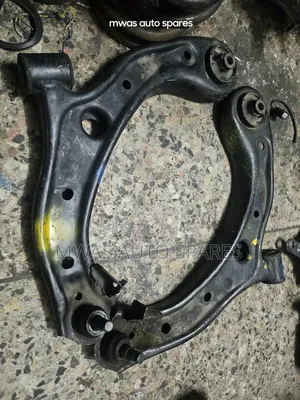 Honda N-WGN Control Arms (Zilizotumika)
