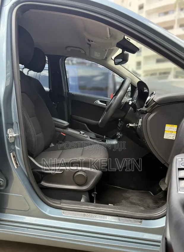 Mercedes-Benz B-Class B180 2012 - 1