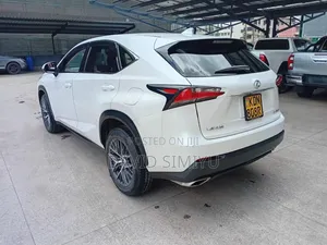 Lexus NX 200 2016 Nyeupe