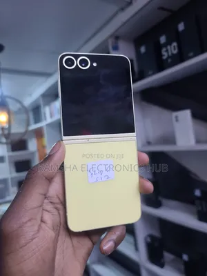 Samsung Galaxy Z Flip6 512GB Yellow