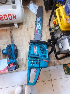 Total Chainsaw Cordless Mwaka 12-inch