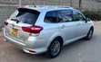 Toyota Corolla Fielder 2017 Nyeusi - 3