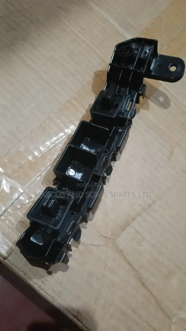 Honda Vezel Bumper Slide - Mpya Kabisa - 1