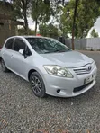 Toyota Auris 2010 Nyeusi - 4