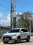 Mitsubishi Outlander 2016 White - 3