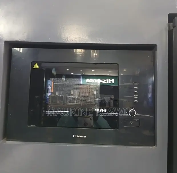 Hisense 20L Inbuilt Microwave Nyeusi - 1