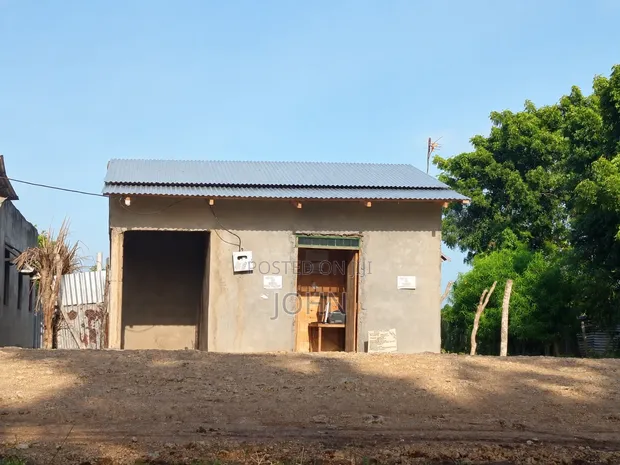 One Bedroom House for Sale in Chakamba Town - 1