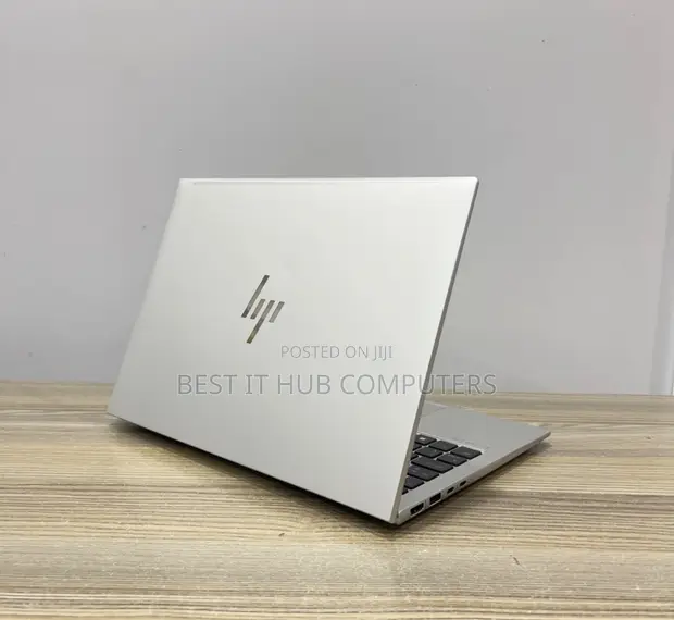 Laptop HP EliteBook 830 G9 16GB RAM, 256GB SSD, Intel Core i5 - 1