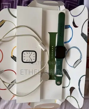 Apple Watch Series 7 (41mm) Green - Original Box & Charger