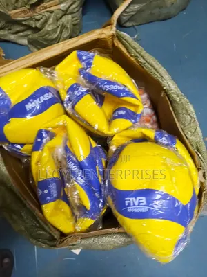 Mipira ya Mikasa ya Volleyball