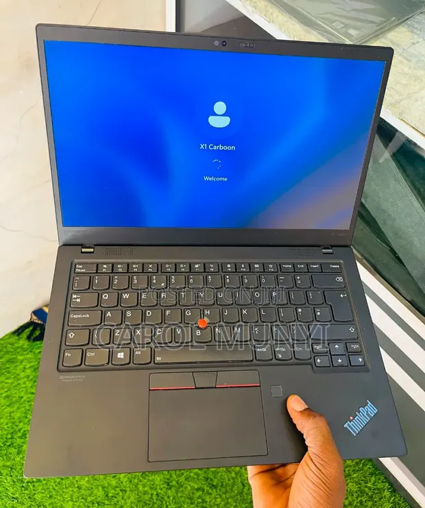 Lenovo ThinkPad X1 Carbon Laptop - 1