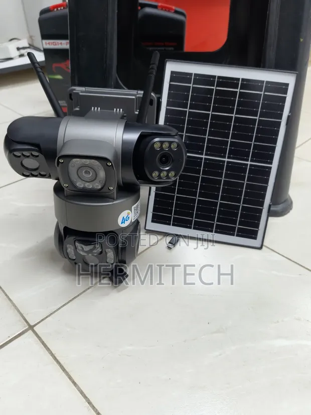 Kamera ya CCTV ya Solar ya 4G yenye Lensi Tatu kwa Maeneo ya Biashara - 1