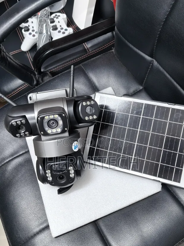 CCTV Mpya ya Solar 4G yenye Lensi Tatu kwa Ufuatiliaji wa Parking - 1