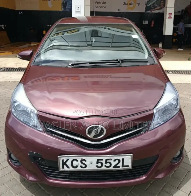 Toyota Vitz 2011 Maroon - 1