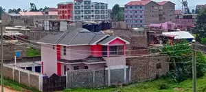 Nyumba ya Vyumba 4 Iliyo na Samani Inauzwa Kenol, Township G