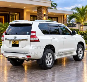 Toyota Land Cruiser Prado 2014 Nyeupe