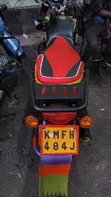Bajaj Boxer 150 UG 2025 Nyeusi - 2