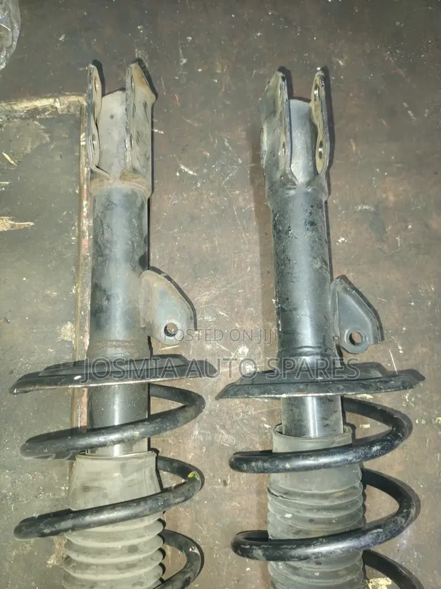 Toyota Belta Shock Absorber (Iliyo tumika) - 1