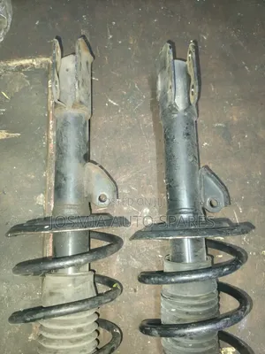 Toyota Belta Shock Absorber (Iliyo tumika)