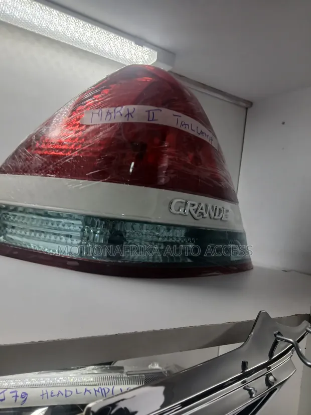 Toyota Mark II Grande GX110 Taillamp - Brand New - 1