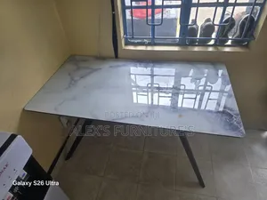 Jedwali Jipya la Chakula cha Jioni la Ideal Mstatili