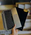Dell Latitude 7210 2-in-1 Laptop 8GB RAM, 256GB SSD - 4