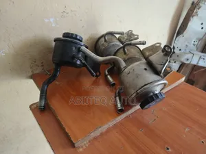 Toyota Land Cruiser Series 79 Reservoir ya Power Steering