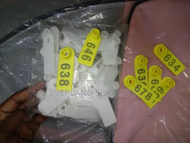 Everyday Field Ear Tags (Pack) - 1