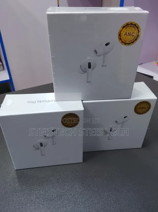 Apple AirPods Pro (1st Gen) - 1