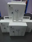 Apple EarPods with Lightning Connector - 1