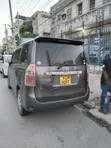Toyota Noah 2010 Gray - 2