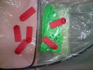 Ear Tags za Kufuatilia Mifugo (Pakiti)