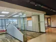Ofisi Iliyogawanywa na Kuwa na Vifaa - 4,800 Sq. Ft. - 4