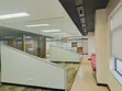 Ofisi Iliyogawanywa na Kuwa na Vifaa - 4,800 Sq. Ft. - 5