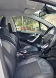 Peugeot 2008 2019 White - 5