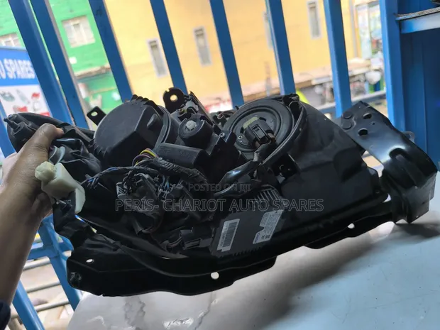 Subaru Impreza N12/GG2 Xenon Headlights - 1
