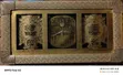 Decorative Arabic Wall Clock - Gold - 1