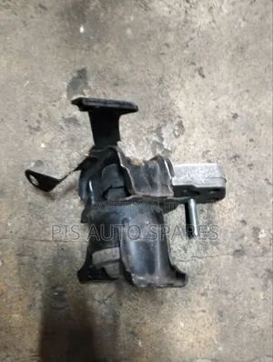 Toyota Axio Engine Mounting (Used)