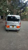 Toyota TownAce 2016 Nyeupe - 2