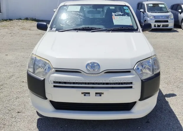Toyota Probox 2020 - 1