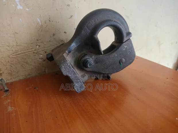 Land Cruiser Towing Hook - 1