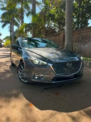 2018 Mazda Axela Gray