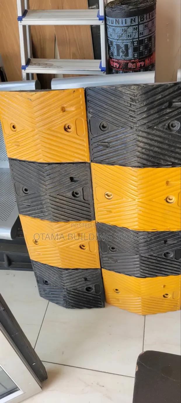 Heavy-Duty Rubber Speed Bumps - 1