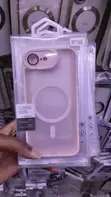 Kifaa cha Kesi Chenye Sumaku cha Pinki Mwanga kwa iPhone 16e - 1