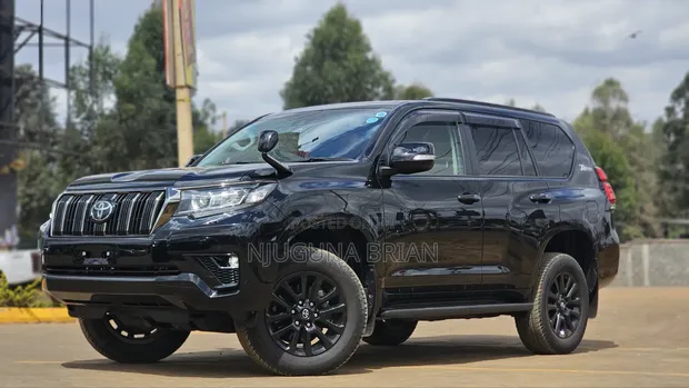 Toyota Land Cruiser Prado 2.8 2022 Black - 1