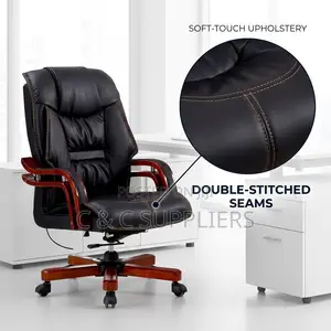 Executive Manager's Chair with Mahogany Arms